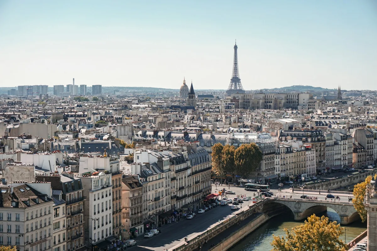 París
